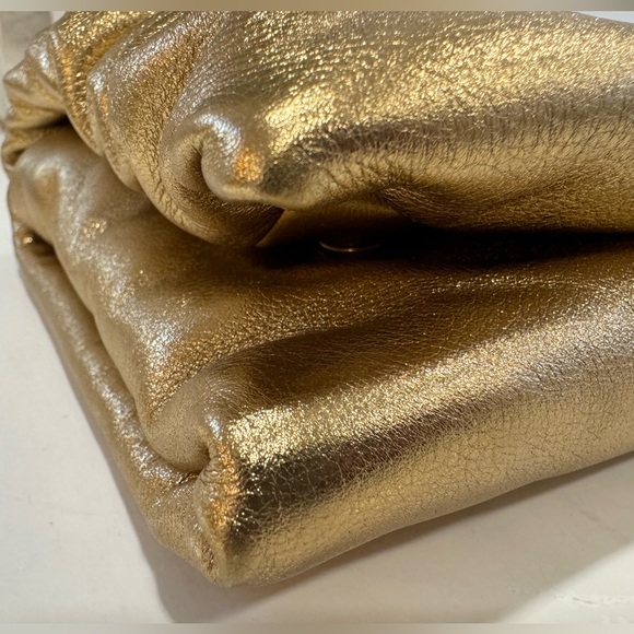 Dolce and Gabbana Medium foiled calfskin Devotion Soft Cluch Bag - Picture 11 of 16